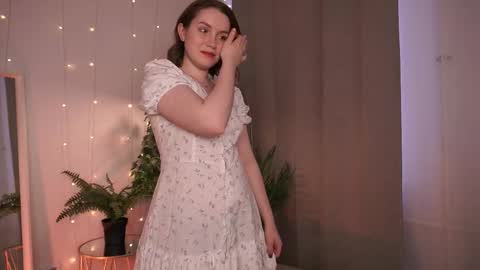 Snapshot of maddy_dolly chatting on February 2026 01:52:01 PM Mary PM-24tks online show from February 2026 01:52:01 PM