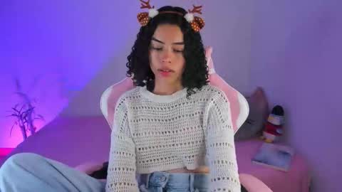 Snapshot of maddy_parker__ chatting on December 2025 06:59:02 PM maddy_parker__ online show from December 2025 06:59:02 PM