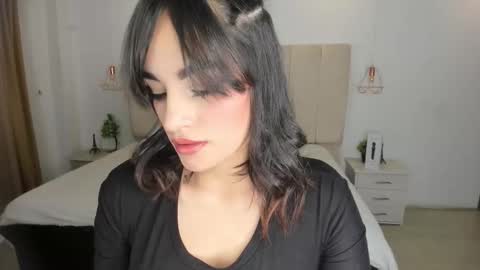 Maddy online show from November 2025 04:45:02 AM