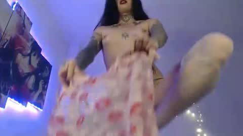 Snapshot of maddy_vicius19 chatting on March 2026 04:57:01 AM maddy_vicius19 online show from March 2026 04:57:01 AM