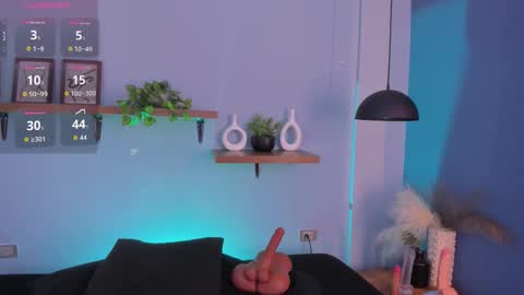 Snapshot of maddy_walker chatting on November 2025 11:32:02 AM Maddy online show from November 2025 11:32:02 AM