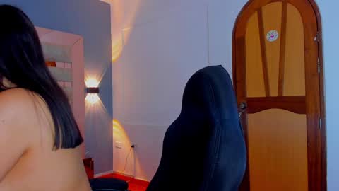  Maddy Crofft online show from January 2025 10:55:01 AM