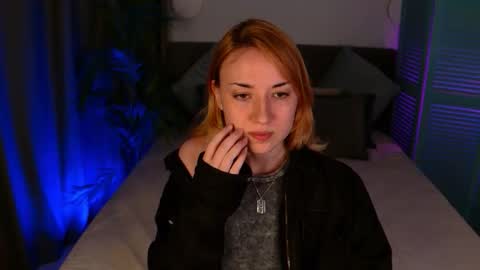 maddygarcia online show from October 2025 09:58:02 PM