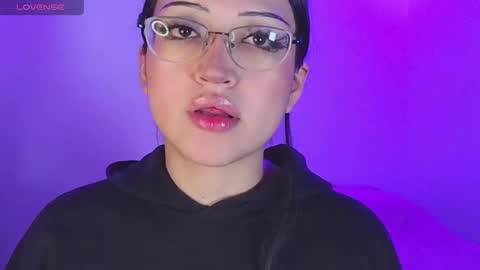   Please followme and rate me your thumbs up online show from November 2025 11:27:01 PM