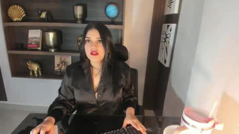 Snapshot of maddysexx_ chatting on January 2026 11:56:01 AM Maddy online show from January 2026 11:56:01 AM