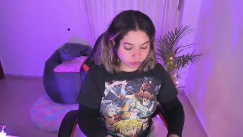 Snapshot of madelaine_taylor chatting on January 2025 10:07:02 AM madelaine_taylor online show from January 2025 10:07:02 AM