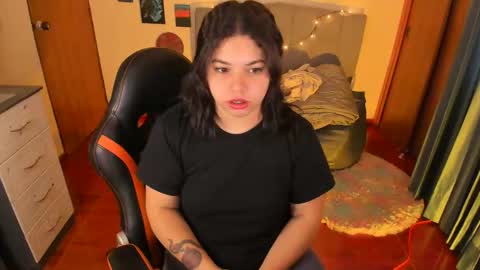 Snapshot of madelaine_taylor chatting on September 2025 11:21:01 AM madelaine_taylor online show from September 2025 11:21:01 AM