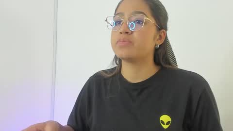 madelayn_torres online show from June 2026 11:08:02 AM
