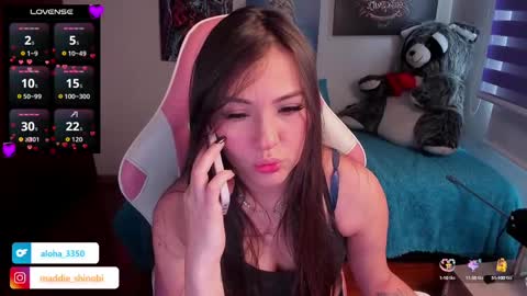 Snapshot of madeleine_shinobi chatting on October 2025 08:50:02 PM Emily Only Fans online show from October 2025 08:50:02 PM