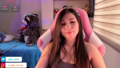 Emily     Only Fans  online show from June 2026 08:23:01 PM