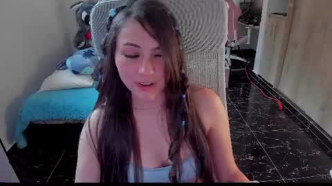 Emily     Only Fans  online show from June 2026 08:55:02 PM