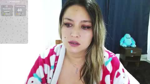 Snapshot of madelheine chatting on February 2026 03:04:01 AM Madelheine online show from February 2026 03:04:01 AM