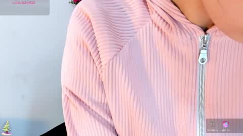 Madelin Clerk online show from December 2024 01:50:01 PM