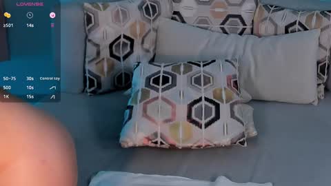 Madeline online show from February 2025 10:59:02 AM