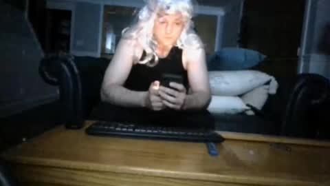 Snapshot of madelinemonroee chatting on May 2026 04:42:02 AM madelinemonroee online show from May 2026 04:42:02 AM