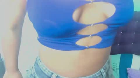 Snapshot of madelinesquit chatting on April 2026 07:08:02 PM madelinesquit online show from April 2026 07:08:02 PM