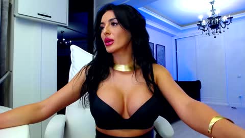 Magda online show from December 2024 07:47:01 PM