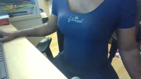 Snapshot of madeson1112 chatting on December 2024 08:56:01 AM madeson1112 online show from December 2024 08:56:01 AM