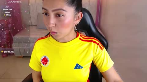 Madhison  online show from September 2025 08:30:01 PM