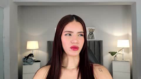 Madie  online show from December 2024 11:31:02 AM