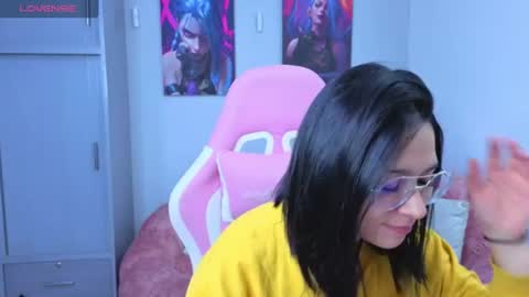 Snapshot of madison__beer chatting on June 2026 08:40:01 PM Madison online show from June 2026 08:40:01 PM