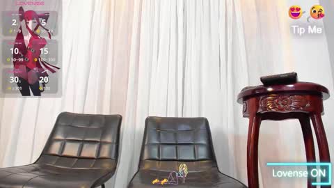 Snapshot of madison_cambell chatting on October 2025 05:13:01 AM madison_cambell online show from October 2025 05:13:01 AM