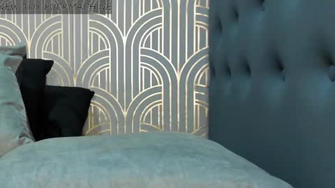 Snapshot of madison_milan chatting on January 2025 03:15:01 AM online show from January 2025 03:15:01 AM