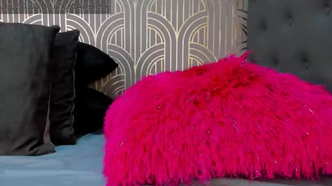 Snapshot of madison_milan chatting on January 2025 01:53:01 AM online show from January 2025 01:53:01 AM