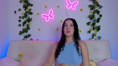 Snapshot of madison_pettis1 chatting on December 2024 04:20:02 AM Madison online show from December 2024 04:20:02 AM