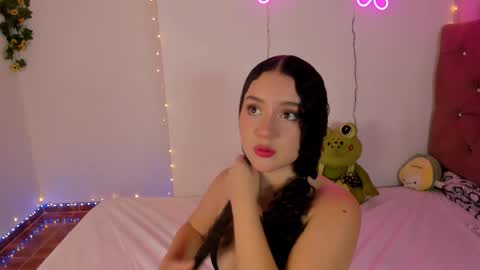 Snapshot of madison_pettis1 chatting on September 2025 03:11:01 AM Madison online show from September 2025 03:11:01 AM