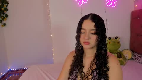 Snapshot of madison_pettis1 chatting on October 2025 04:18:02 AM Madison online show from October 2025 04:18:02 AM