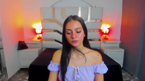 Snapshot of madisoncarzon chatting on September 2025 07:38:01 PM Madison Carzon online show from September 2025 07:38:01 PM