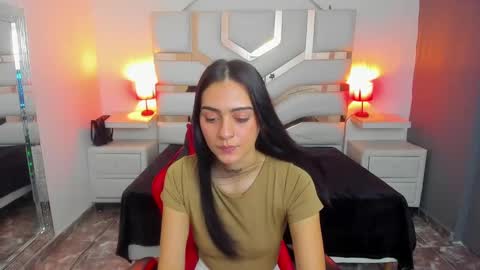 Snapshot of madisoncarzon chatting on September 2025 07:28:01 PM Madison Carzon online show from September 2025 07:28:01 PM