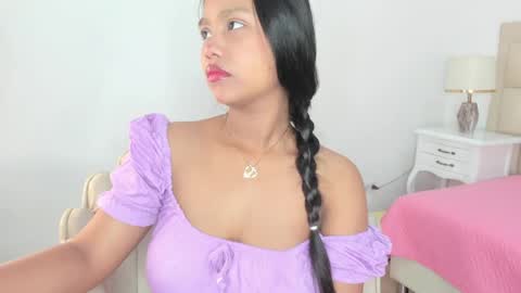 madisongomez16 online show from May 2026 11:39:02 AM