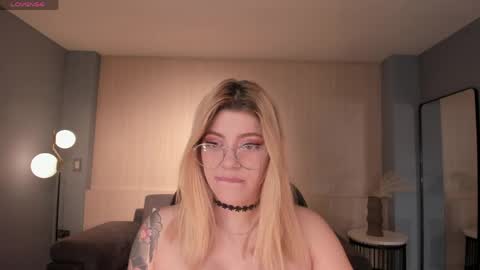 Madison Kane online show from April 2026 11:09:01 AM