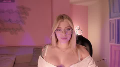 Madison Kane online show from May 2026 11:38:01 AM