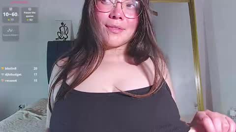 Snapshot of madisonrogers1 chatting on May 2026 08:31:01 AM Madison Rogers online show from May 2026 08:31:01 AM