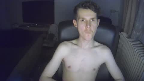 Snapshot of madnessss1215 chatting on February 2026 08:40:02 PM madnessss1215 online show from February 2026 08:40:02 PM