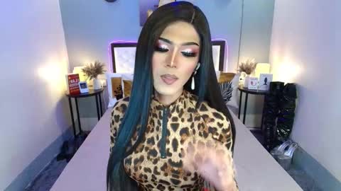 Snapshot of madnesswilxx chatting on October 2025 06:52:01 PM Wil online show from October 2025 06:52:01 PM