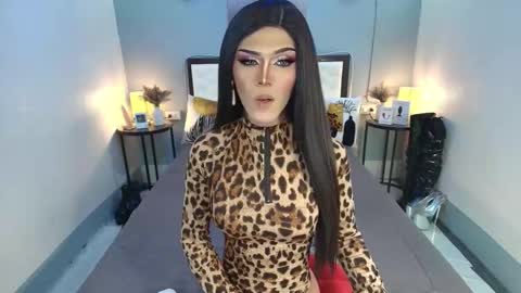 Snapshot of madnesswilxx chatting on October 2025 12:57:01 AM Wil online show from October 2025 12:57:01 AM