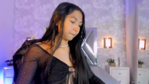 Snapshot of mady_roa chatting on July 2026 06:27:02 PM Mady Roa online show from July 2026 06:27:02 PM