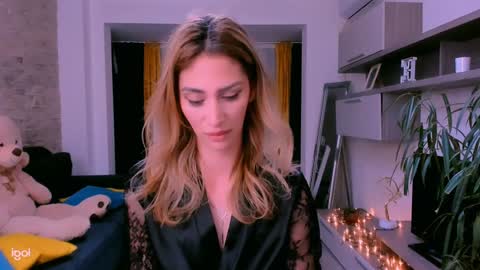 Snapshot of madyeroberts chatting on February 2025 01:13:01 AM Madye Roberts online show from February 2025 01:13:01 AM