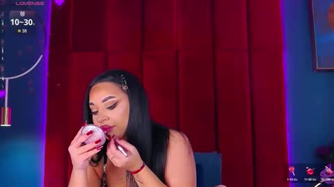 MadyLuxx online show from October 2025 07:34:02 PM