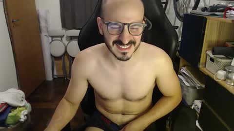 Snapshot of madziula chatting on February 2025 04:04:02 AM Peter online show from February 2025 04:04:02 AM