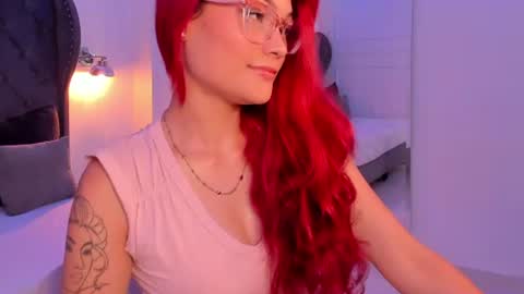 Mae Lyra online show from July 2026 04:58:01 PM