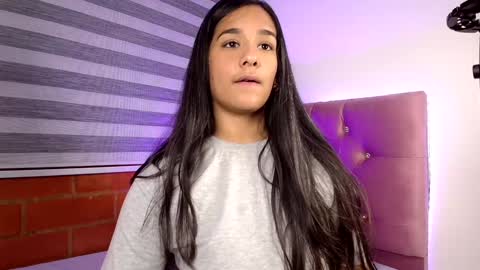 Snapshot of maeena chatting on January 2025 06:06:01 AM maeena online show from January 2025 06:06:01 AM