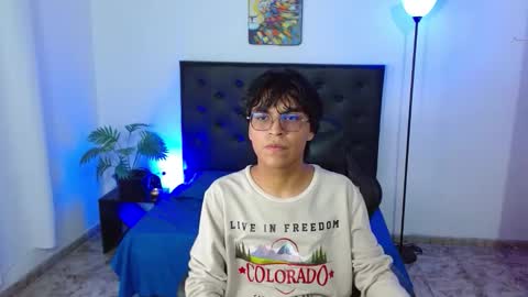 Snapshot of maegor18 chatting on February 2026 09:51:02 PM Maik online show from February 2026 09:51:02 PM