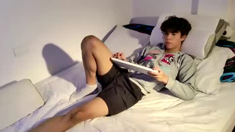 Mael online show from July 2026 08:23:02 PM