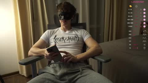 Snapshot of maestro3369 chatting on February 2025 07:38:02 PM Mike XMaestro 3369 online show from February 2025 07:38:02 PM