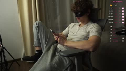 Snapshot of maestro3369 chatting on October 2025 06:17:01 PM Mike XMaestro 3369 online show from October 2025 06:17:01 PM